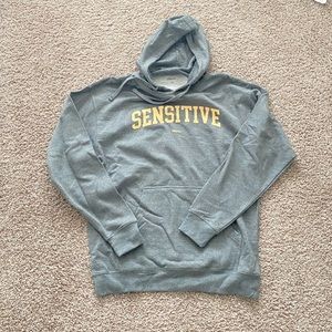 NEW Hero sensitive sweatshirt